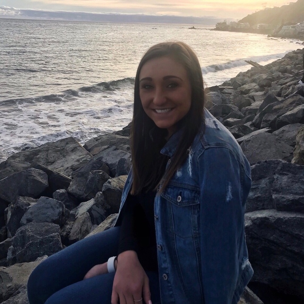 Meet your Posher, Nicole